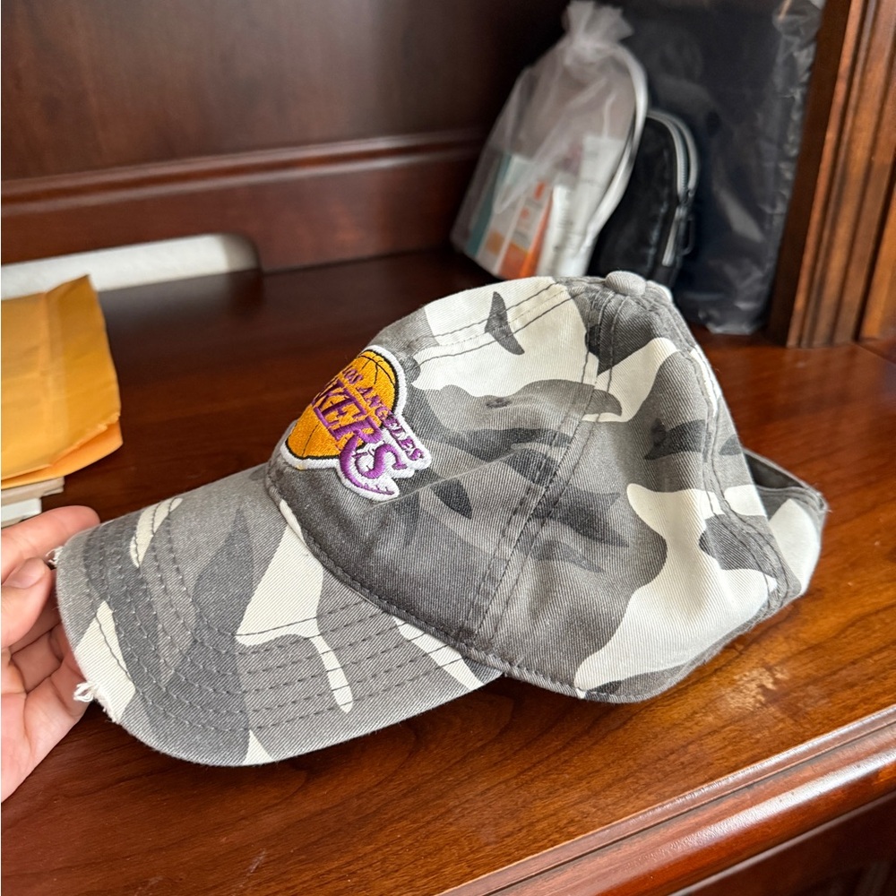 LA LAKERS OTTO Gray and Purple Structured Hat